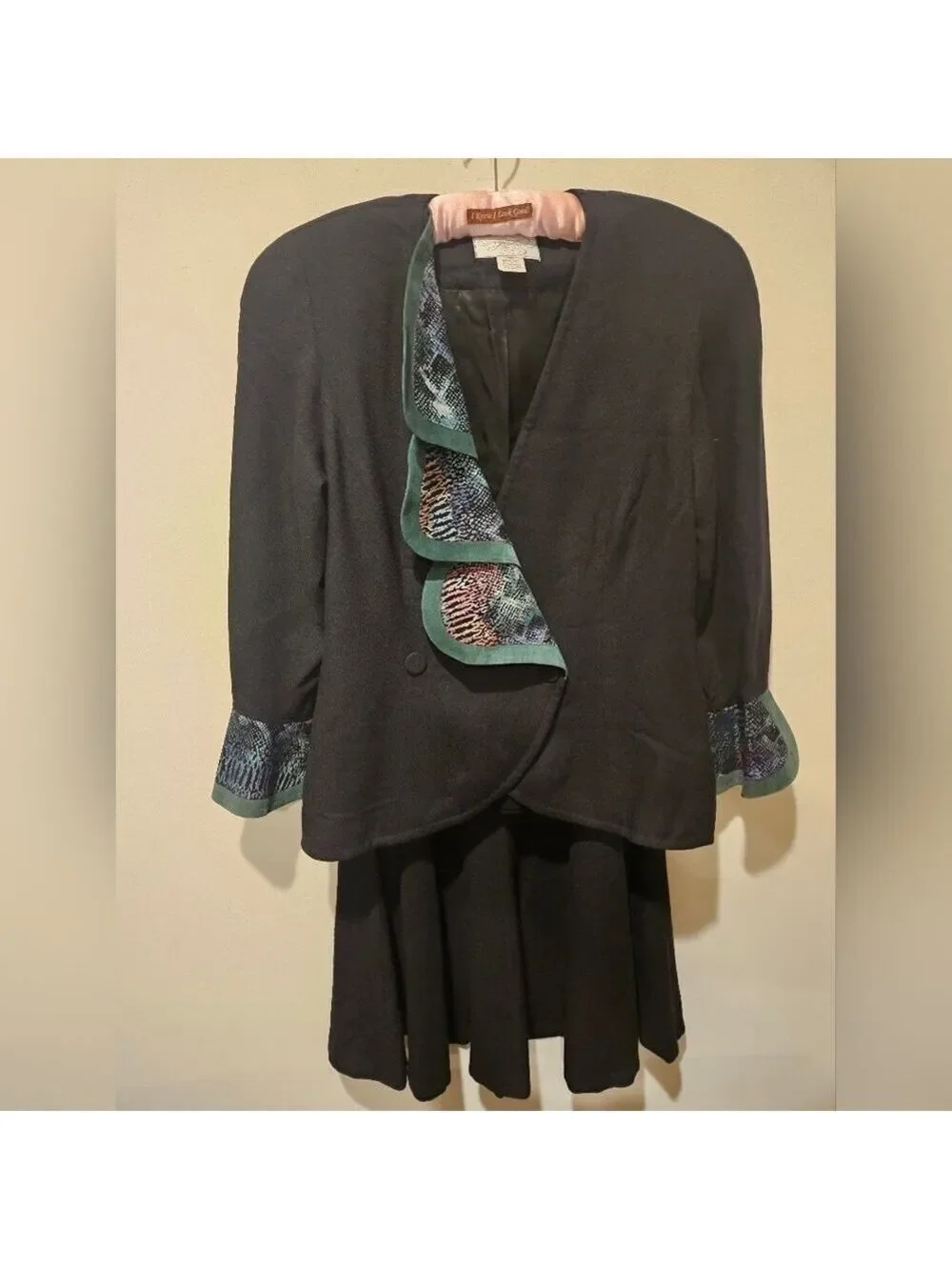 AYAKO WOMEN'S VINTAGE BLAZER & SKIRT SET GENUINE SUEDE TRIM SEE MEASUREMENTS